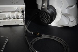 Balanced to Single Ended Adapter - 4.4mm TRRRS Penta (F) to 1/4" TRS (M) - Image 3